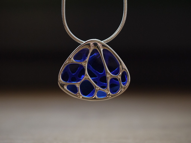 GLUON – Collier éthique & unisexe