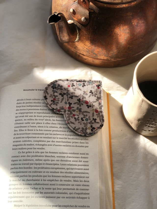 Marque-page ♥︎ en tissus de récupération 