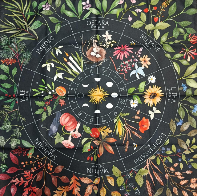 Tapis de Tarot & Oracle en Tissus 48x48cm – 8 Sabbats