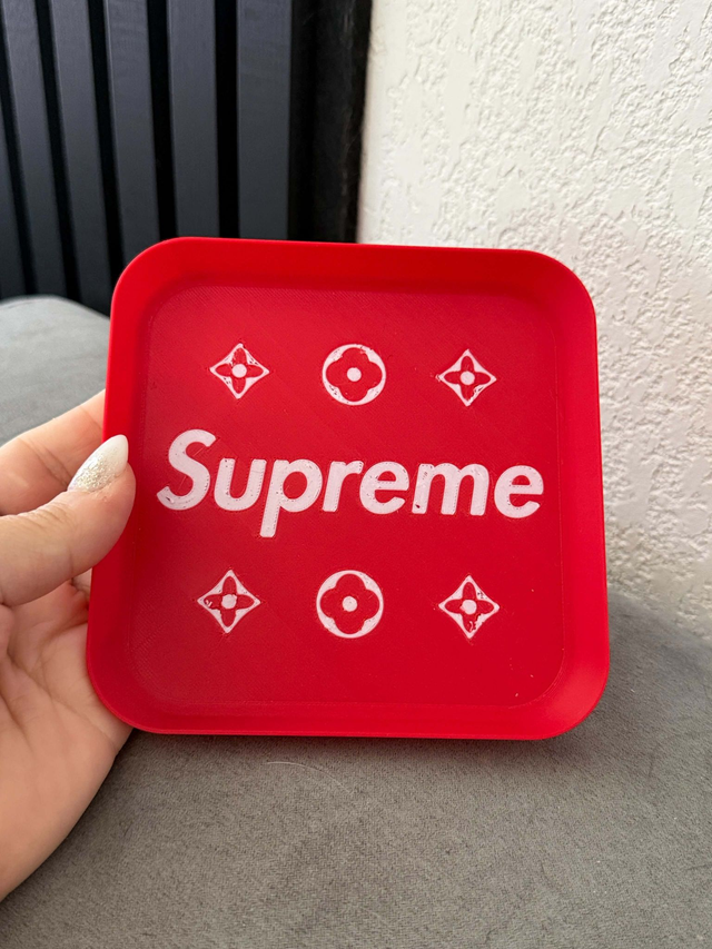 Petit plateau carré streetwear