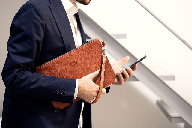 Pochette | Brandy Leather - Mr. Trevis