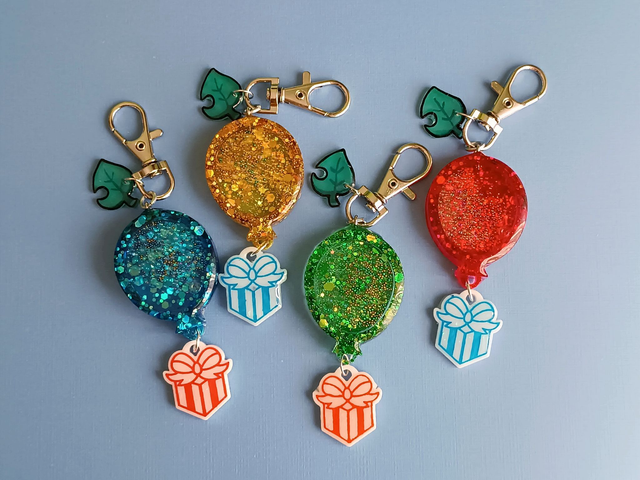 Llavero Shaker de Globo con Regalo