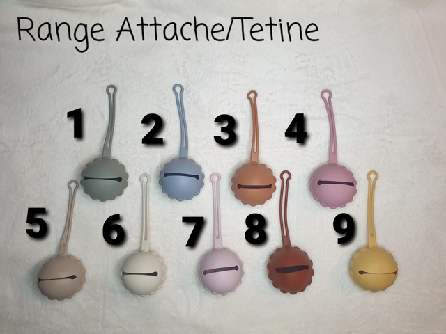 Range Attache tétine et tétine 