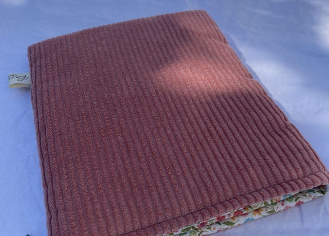 Housse de livre - Côtelé rose