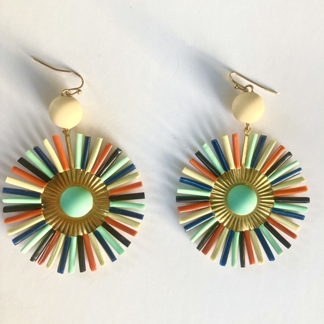 Boucles d’oreille Grand soleil multicolore