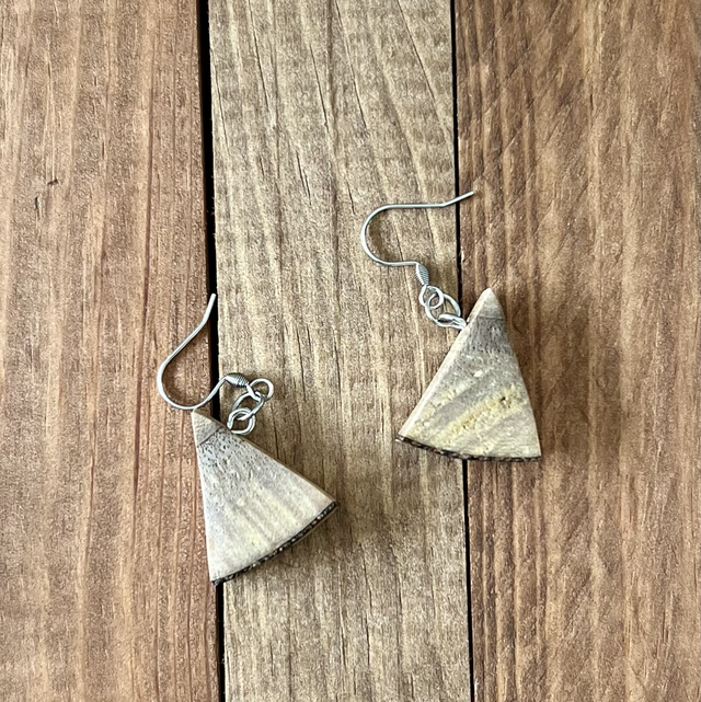 Boucles &#039;Triangle Ancré&#039; 