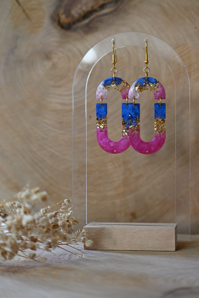 🌈 ARCANA 🌈- Boucles d’oreilles en résine UV – Élégance & Mystère✨