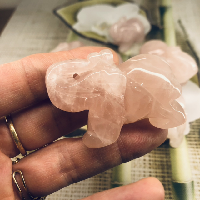 Éléphant quartz rose