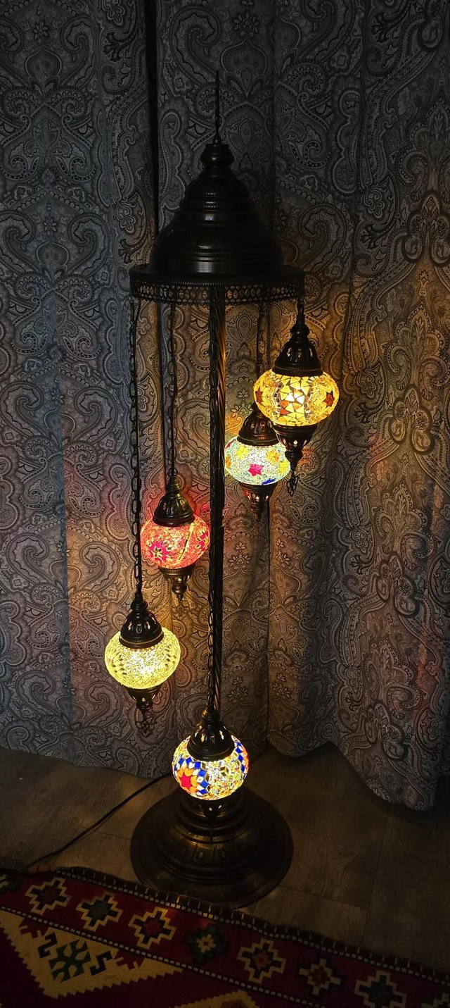 Mosaic Floor Lamp in 5 shades