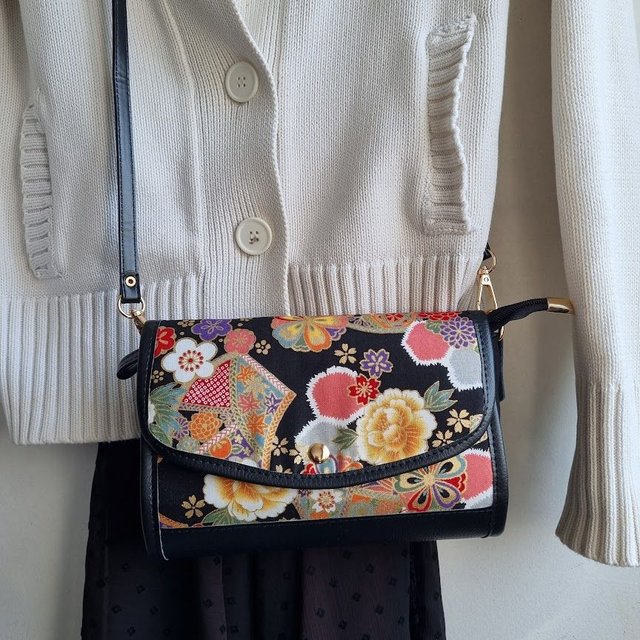 Mini-sac cartable "Kana" noir doré & simili cuir noir