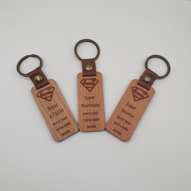 Porte clés bois Super Maitresse, ATSEM, Nounou 