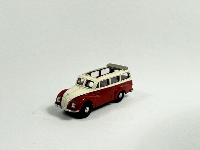 IFA F9 Cabrio H0 1:87 Beige/rot