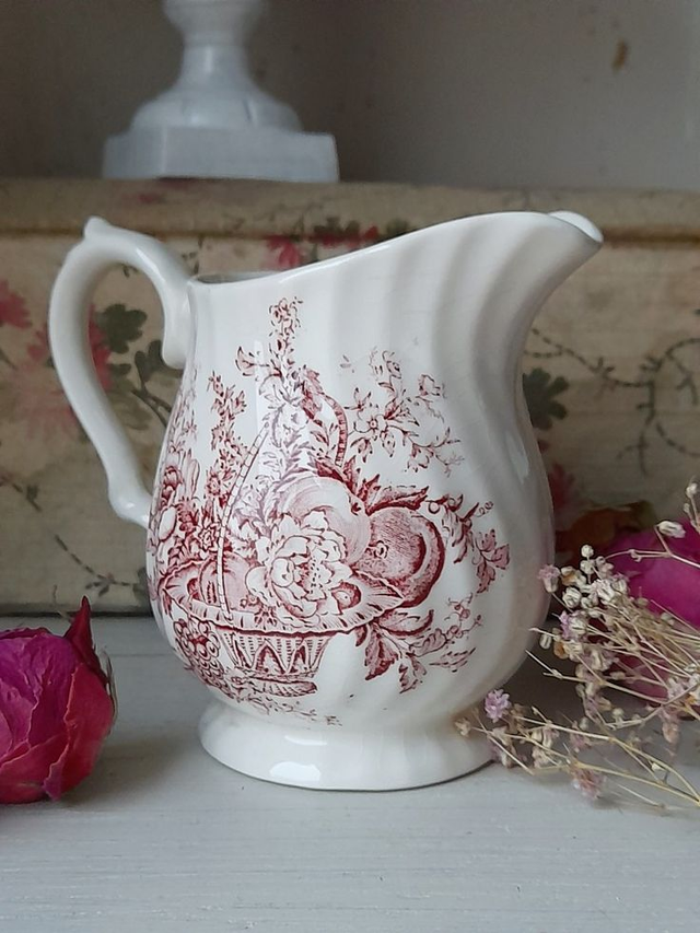 pichet ou pot ancien anglais