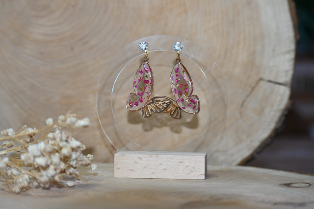 🦋Papill’Or 🦋Boucles d’oreilles en Résine UV - Fuschia ✨