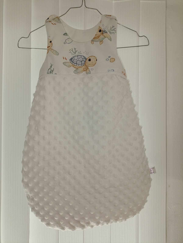 Gigoteuse personnalisée ouverture cotée gauche tortue bleue