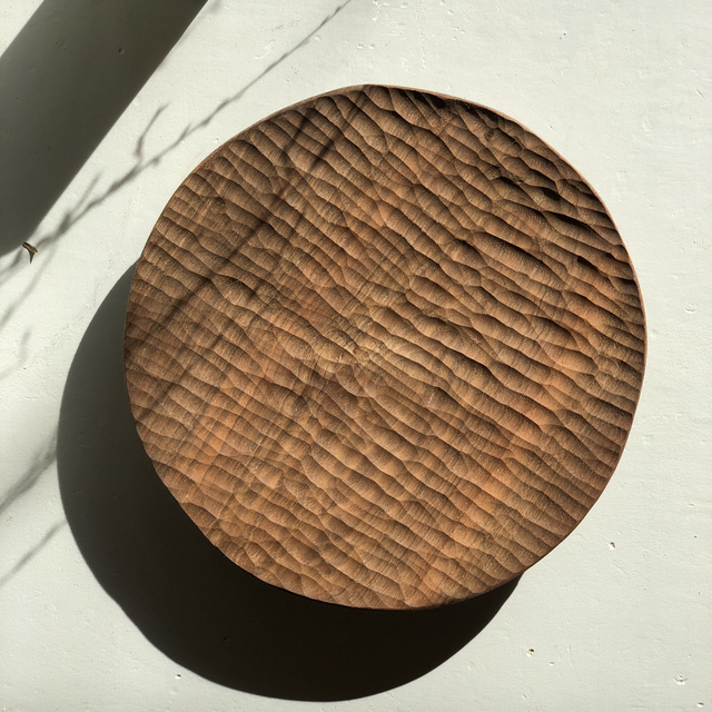 Plateau rond en noyer