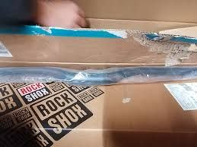  A PACK CONFORT pour l'envoi de votre Fourche ou Amortisseur