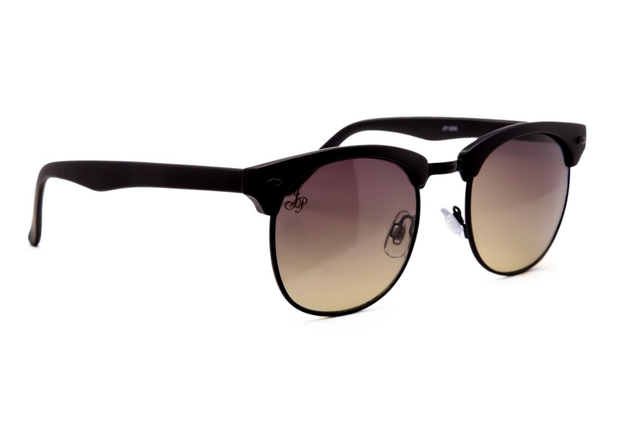 Black Round Frame Sunglasses with Graduated Lens