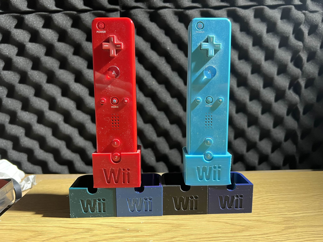 Nintendo Wii Controller Stand