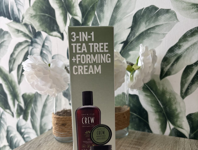 3 en 1 TEA TREE+FORMING CREAM 