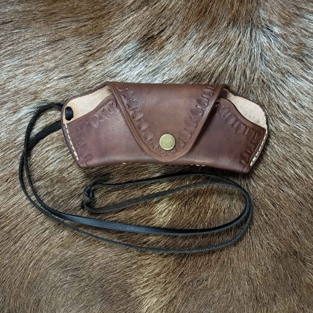 Kožené puzdro na okuliare 011