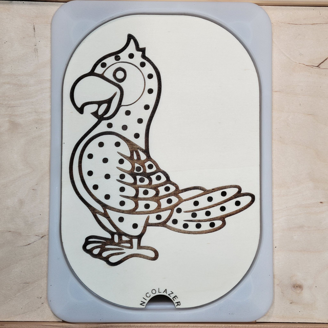 Insert sensoriel bois compatible trofast &quot;le perroquet&quot;