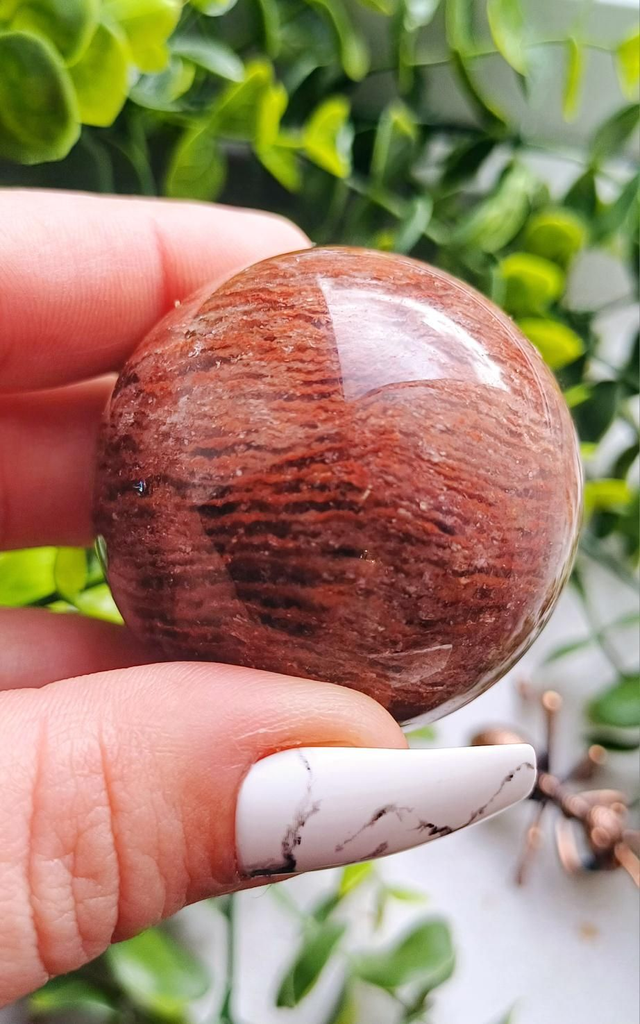 Red Thousand Layer Quartz Sphere 128g