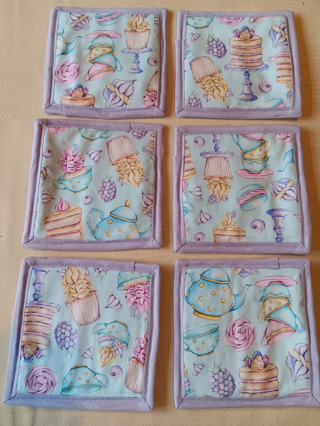 Set of 6 Coasters Three Wishes Tea and Cake patterned cotton fabric