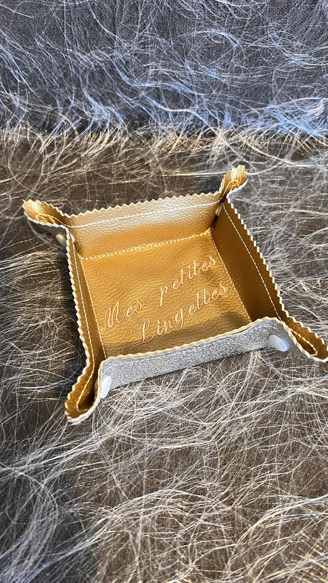 Corbeille "mes petites lingettes"