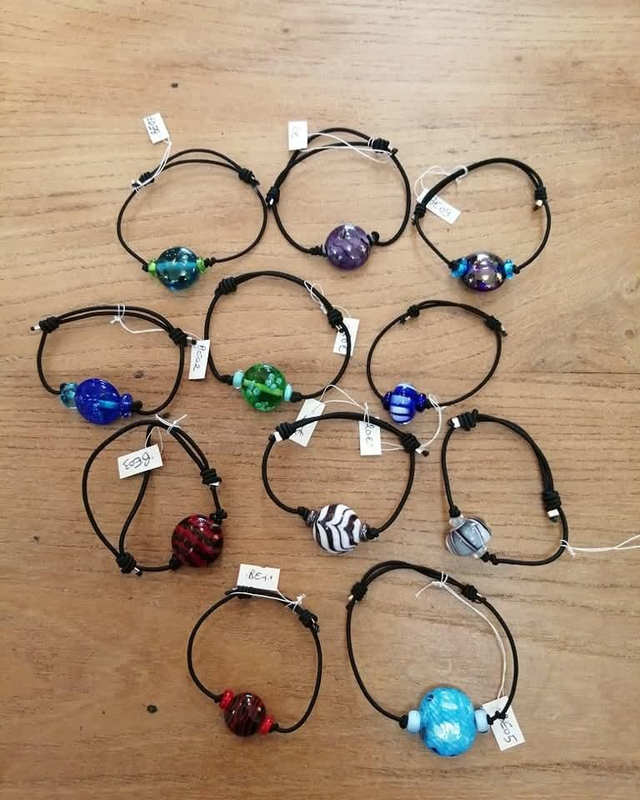 Bracelet coulisse élastique perle verre