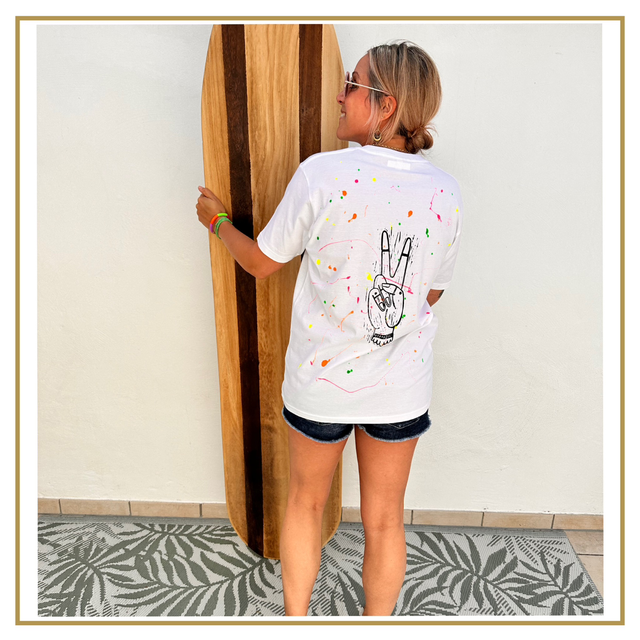 Unisex T-Shirt - PEACE