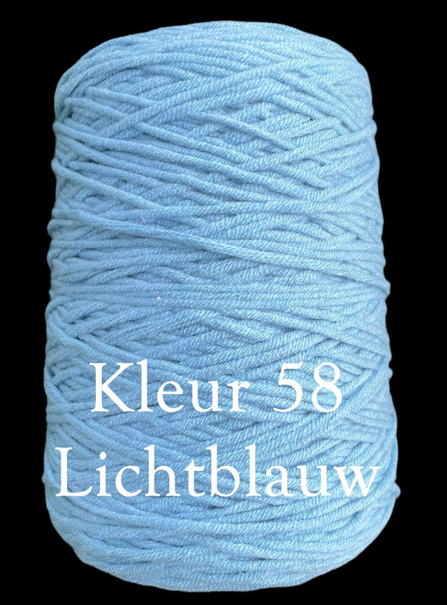 Tufting Yarns 400 gram 8 draads dik