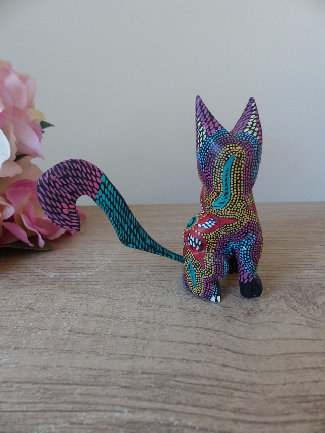 Sculpture sur bois de chat – Art populaire mexicain chat coloré – Alebrije fait main du Mexique
