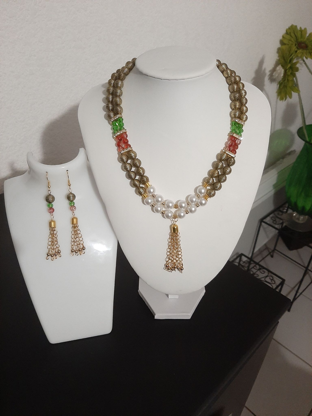 Parure ras de cou princesse double dorée-nacre		 		