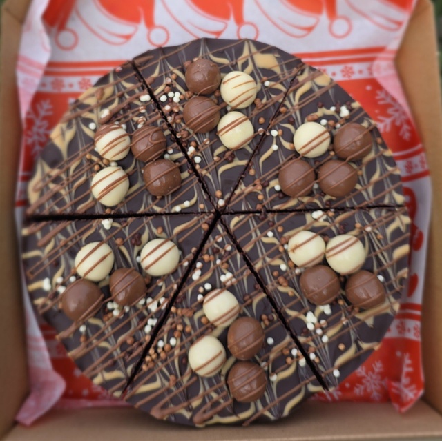 Bailey's festive brownie (whole 7")