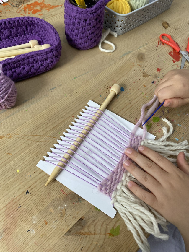 Kids Holiday Craft Session