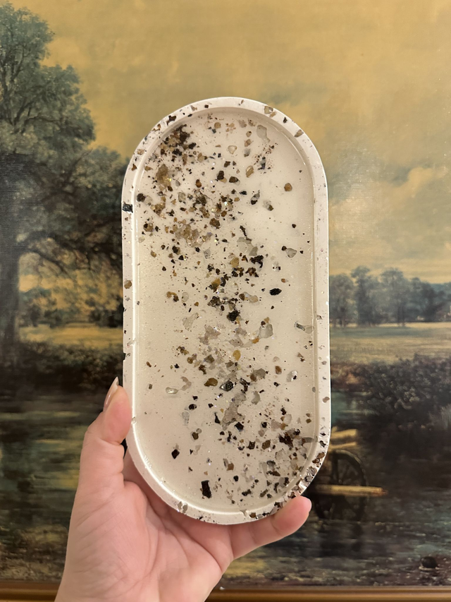 JESMONITE GOLD FLAKES OVAL TRAY