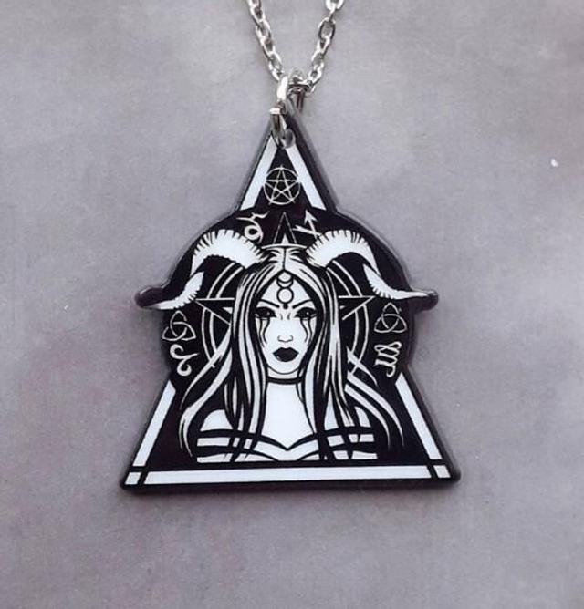 Witch Necklace 