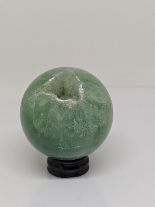 255 Fluorite 303gr 