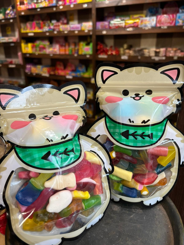 Cat filled with gummy mix 