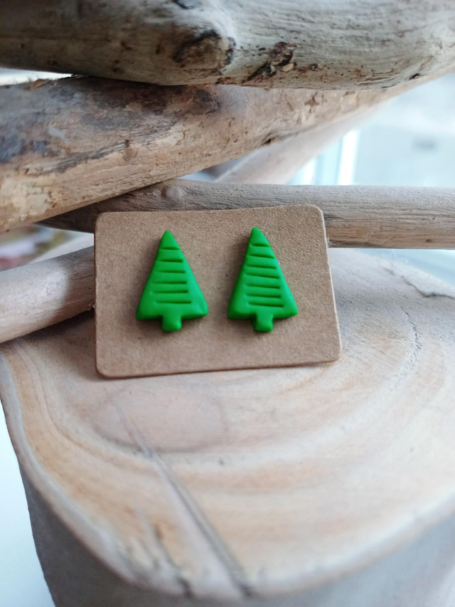 Christmas tree earrings 