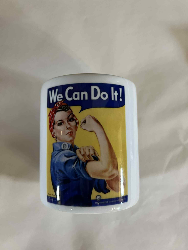 Tirelire we can do it ou fifinella