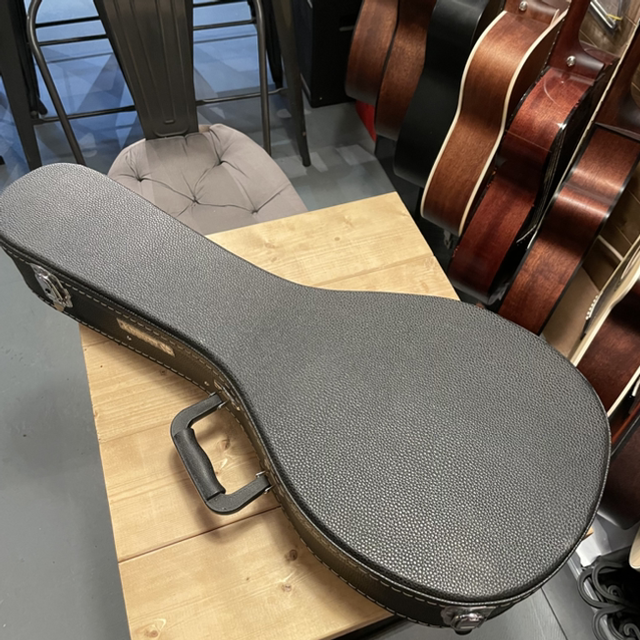 Kinsman Mandolin Case - Pre Owned