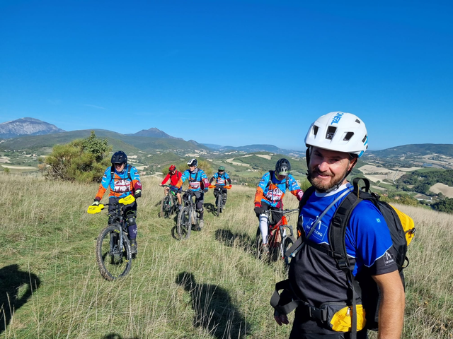 Escursione in E-BIKE ( mezza giornata ) 9-13