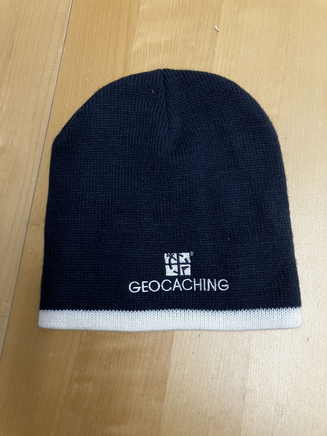 Geocaching Beanie mit Geocaching-Logo