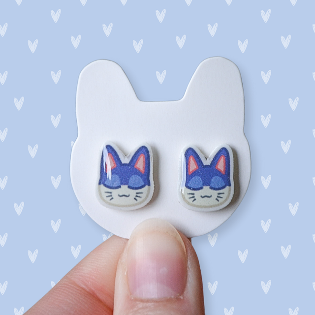 Punchy stud earrings