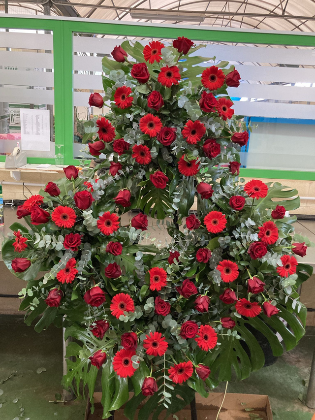 CORONA 90cm FUNERARI ROSES