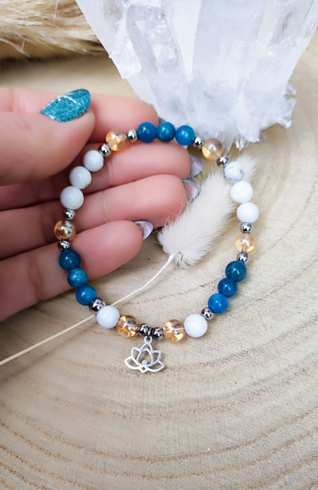 Bracelet Apatite et Howlite Lotus