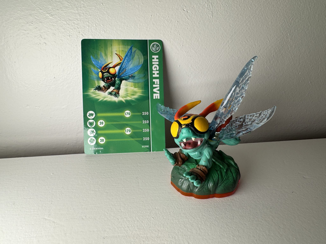 High Five - Life - Skylanders - Trap Team