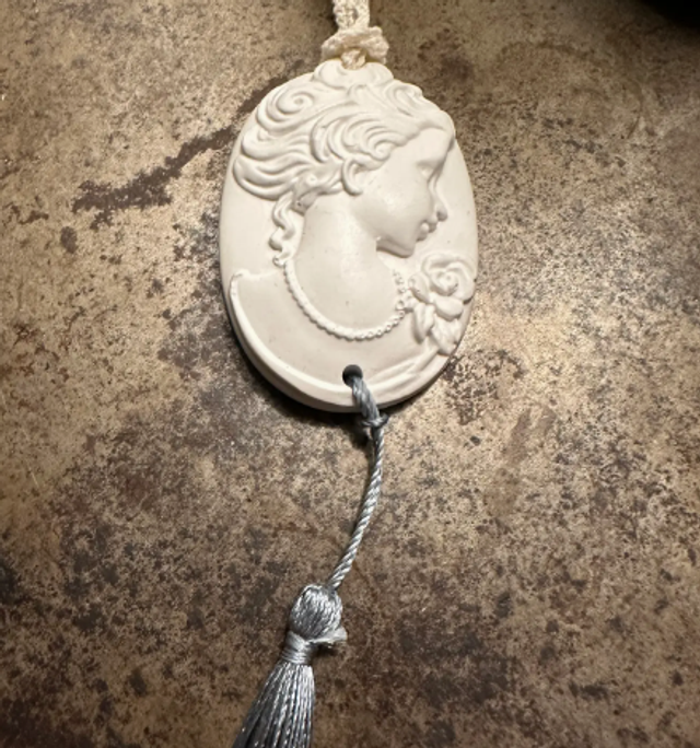 Suspension camée très romantique shabby chic